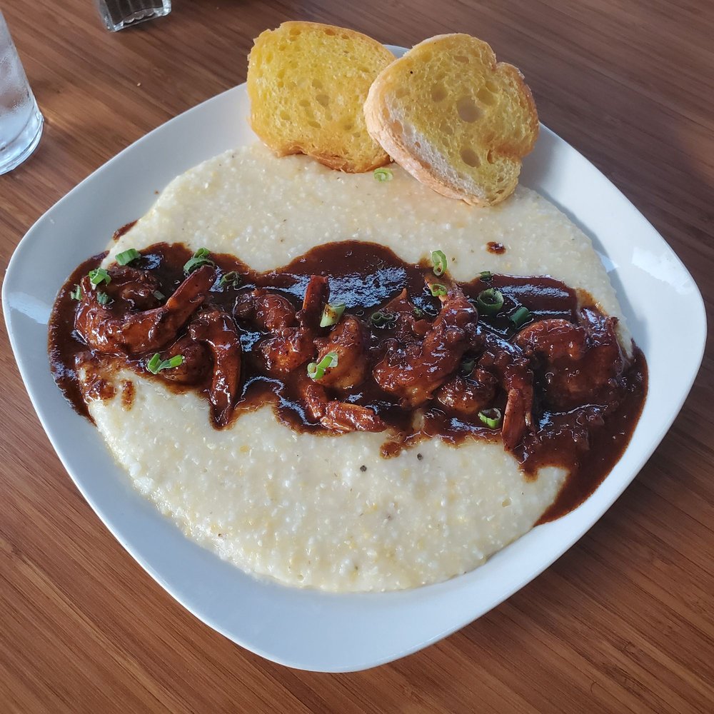 The Munch Factory - Shrimp n grits - Seafood Near Me - New Orleans, Louisiana The Munch Factory - Shrimp n grits - Seafood Near Me - New Orleans, Louisiana