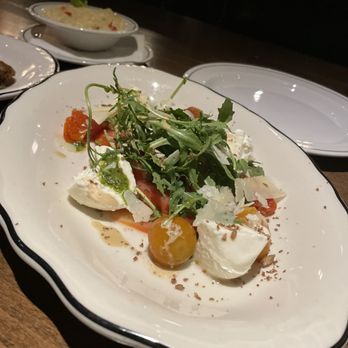The Chalkboard Kitchen + Bar - Burrata salad - New American Near Me - Tulsa, Oklahoma The Chalkboard Kitchen + Bar - Burrata salad - New American Near Me - Tulsa, Oklahoma