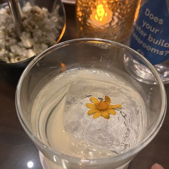 C Lounge - Cocktail Bars Near Me - Pasay, NCR