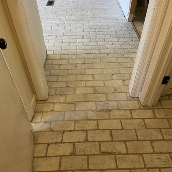 Daniel's Remodeling - Porcelain tiles - Flooring Near Me Daniel's Remodeling - Porcelain tiles - Flooring Near Me