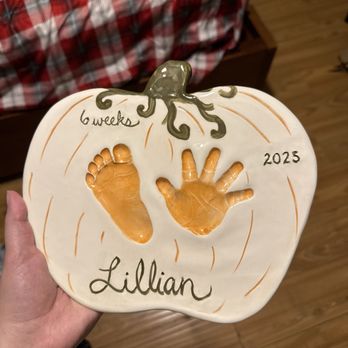 Footprints 'n More - Commissioned Artists Near Me - Tustin, California