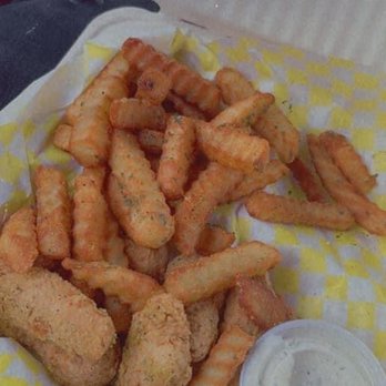 Plant Based Heat - Vings & fries ( lemon pepper) - Vegetarian Near Me - Memphis, Tennessee