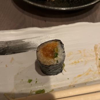 Juno - Spicy salmon Maki - Sushi Bars Near Me - Chicago, Illinois