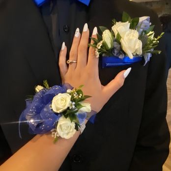 Obsession Nails & Spa - Nail Salons Near Me - Valencia, California