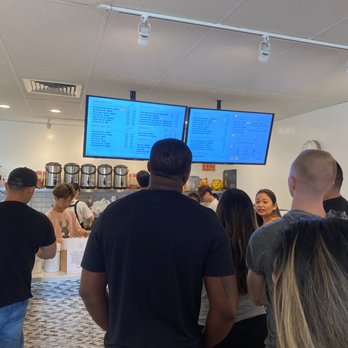 Hana Tea - Im excited for Hana tea - Bubble Tea Near Me - Honolulu, Hawaii