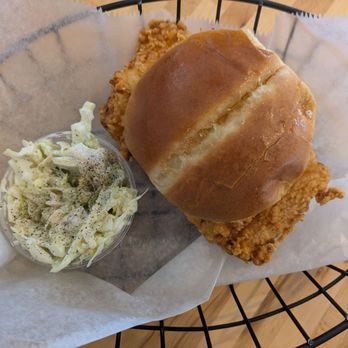 New England Fishmongers - Classic fish sandwich with coleslaw - Seafood Markets Near Me - Kittery, Maine New England Fishmongers - Classic fish sandwich with coleslaw - Seafood Markets Near Me - Kittery, Maine