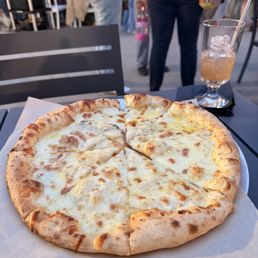 Quattro Formaggi Quattro Formaggi
