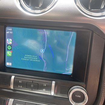 Sixt Rent A Car - Navigation in the car - Car Rental Near Me - Honolulu, Hawaii Sixt Rent A Car - Navigation in the car - Car Rental Near Me - Honolulu, Hawaii