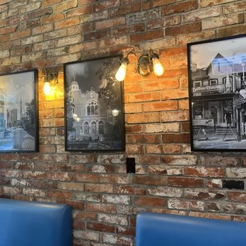 Jimmy's Coffee - interior decor - Coffee & Tea Near Me - Toronto, Ontario