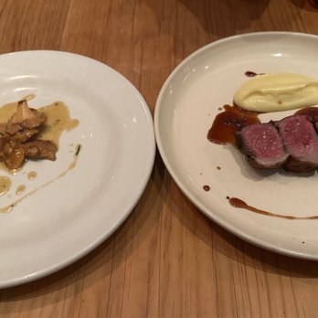 Maximo - Waygu Steak with Mushrooms. Cut of meat was a bit chewy-- would not order again. - México, D.F., DIF