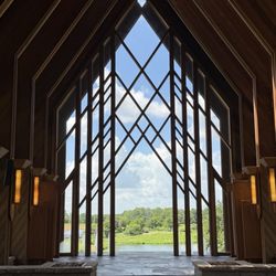 Powell Gardens - The chapel is spectacular.