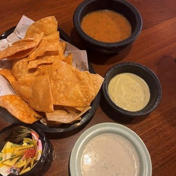 El Camino Comida & Bar - Complimentary chips and salsa/sauces - Tex-Mex Near Me - Corpus Christi, Texas El Camino Comida & Bar - Complimentary chips and salsa/sauces - Tex-Mex Near Me - Corpus Christi, Texas