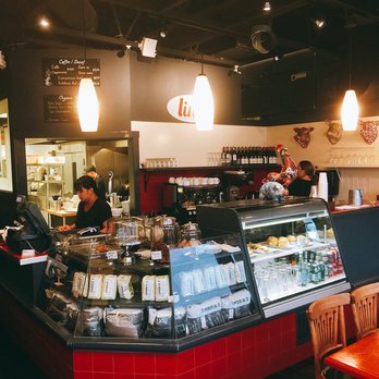 Linh Cafe - Vietnamese Near Me - Vancouver, British Columbia