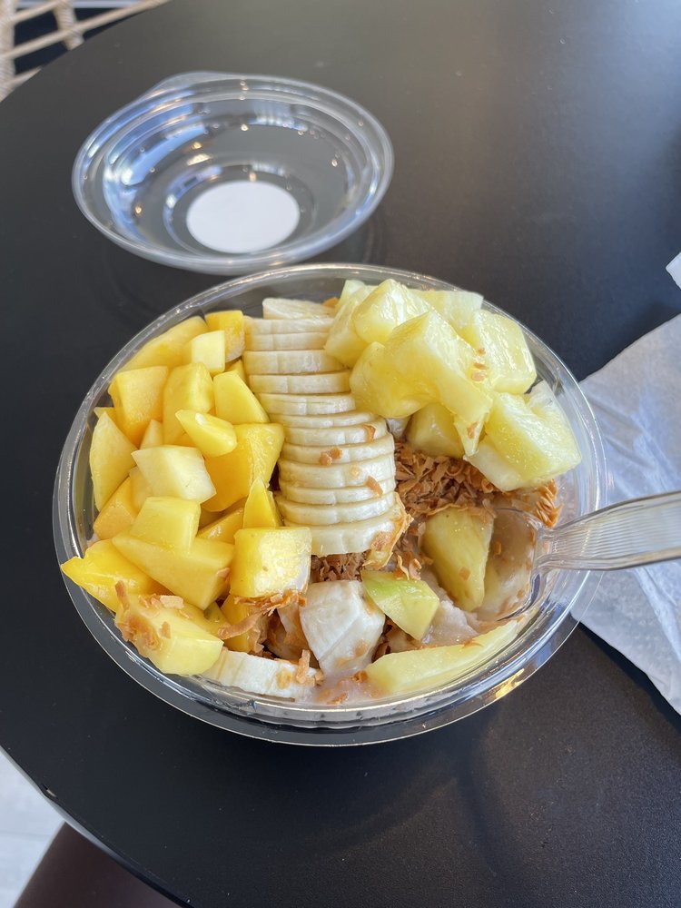 BAMBOO BEACH JUICE BAR 687 E 2nd St, Boston, Massachusetts Juice