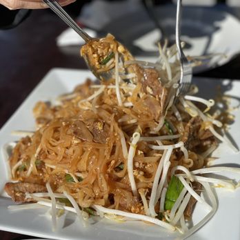 Thai Mango - Pad thai - Thai Near Me - Sacramento, California Thai Mango - Pad thai - Thai Near Me - Sacramento, California