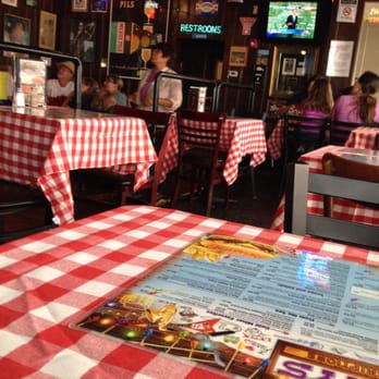 Huey's Downtown - Burgers Near Me - Memphis, Tennessee Huey's Downtown - Burgers Near Me - Memphis, Tennessee