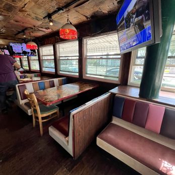 Barney's Beanery - Breakfast & Brunch Near Me - West Hollywood, California Barney's Beanery - Breakfast & Brunch Near Me - West Hollywood, California