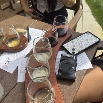 Stoney Ridge Vineyards - wine flight - Wine Tasting Room Near Me - Kent City, Michigan Stoney Ridge Vineyards - wine flight - Wine Tasting Room Near Me - Kent City, Michigan