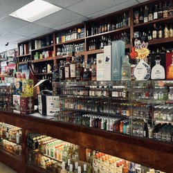 Dexter Warehouse Liquors