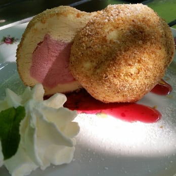 Wirtshaus Steirerstöckl - Ice cream dumpling. - Austrian Near Me - Vienna, 9