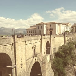 Albergue los Molinos - Roman bridge - Puente Nuevo