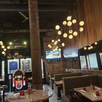 Italian Disco - Seating area - Pizza Near Me - Baltimore, Maryland