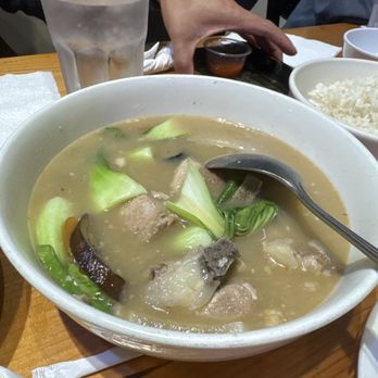 Villa Manila - Filipino Near Me - National City, California