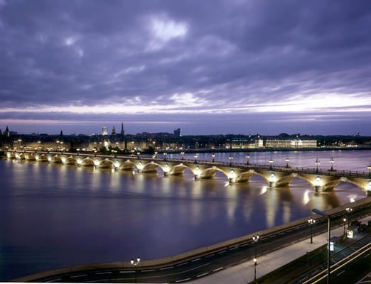 Pont de Pierre by null
