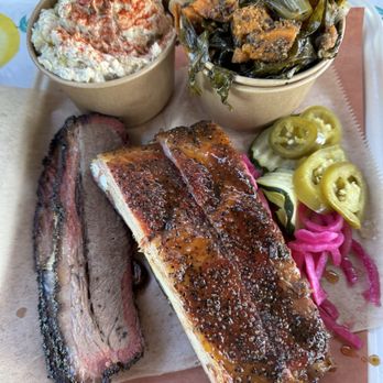 Botto's BBQ - 2 meat plate with two sides - Barbeque Near Me - Portland, Oregon Botto's BBQ - 2 meat plate with two sides - Barbeque Near Me - Portland, Oregon