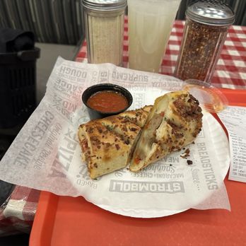 Sbarro - Cheese , bacon and Italian sausage - Italian Near Me - LAS VEGAS, Nevada Sbarro - Cheese , bacon and Italian sausage - Italian Near Me - LAS VEGAS, Nevada
