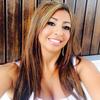 Minx Designs - Gorgeous client with highlights! - Hair Salons Near Me - Seattle, Washington