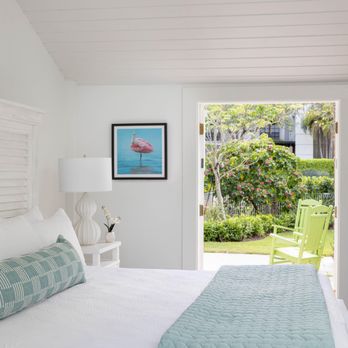 The Capri Inn - Hotels Near Me - Naples, Florida The Capri Inn - Hotels Near Me - Naples, Florida
