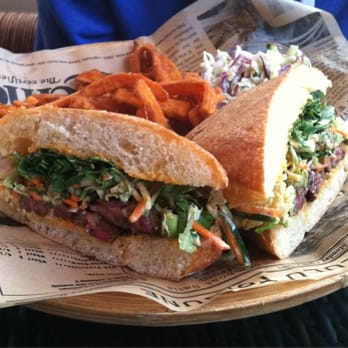 Pacific Catch - Vietnamese steak sandwich - Seafood Near Me - San Francisco, California Pacific Catch - Vietnamese steak sandwich - Seafood Near Me - San Francisco, California