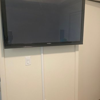 Happy Modern Homes - TV Mounting Near Me