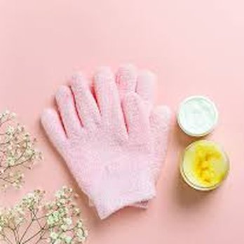 Sugar Studio - Exfoliation is so important! These gloves are the best! - Skin Care Near Me - Oak Harbor, Washington Sugar Studio - Exfoliation is so important! These gloves are the best! - Skin Care Near Me - Oak Harbor, Washington