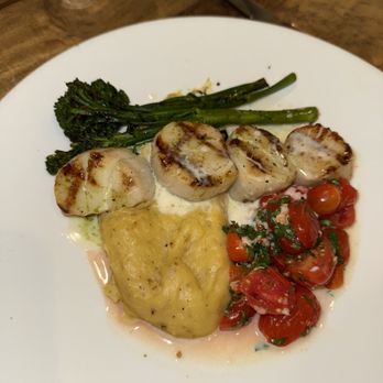 The Beach House - Scallops - Asian Fusion Near Me - Koloa, Hawaii