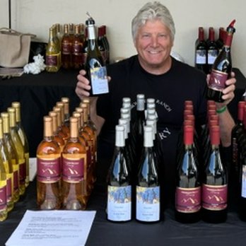 Mountain Ranch Winery - Bob at wine tasting with his wines. - Wine Tasting Room Near Me - Grass Valley, California Mountain Ranch Winery - Bob at wine tasting with his wines. - Wine Tasting Room Near Me - Grass Valley, California