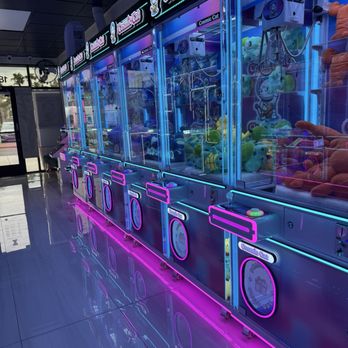 Cosmic Cat Claw Arcade - Arcades Near Me - Las Vegas, Nevada Cosmic Cat Claw Arcade - Arcades Near Me - Las Vegas, Nevada