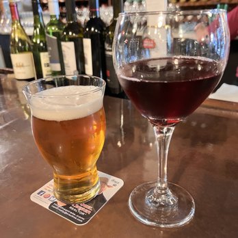 KC Wine Bistro - Wine Bars Near Me - Crystal River, Florida