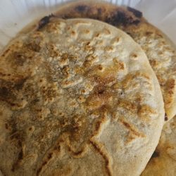Ruveultas Pupusas