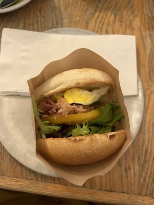 Canard Café by null