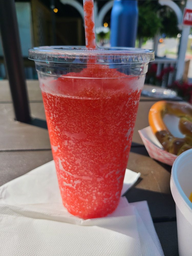 SCOOPS ICE CREAM Updated August 2024 24 Photos & 37 Reviews 173