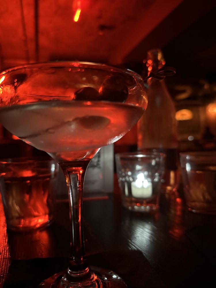 BLIND BARBER Updated November 2024 106 Photos & 63 Reviews 1325