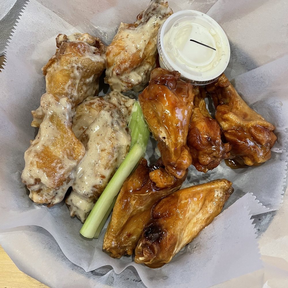 Wing Itz - Newmarket - 10 wings (5 sesame and 5 garlic parmesan) with side of ranch - Chicken Wings Near Me - Newmarket, New Hampshire Wing Itz - Newmarket - 10 wings (5 sesame and 5 garlic parmesan) with side of ranch - Chicken Wings Near Me - Newmarket, New Hampshire