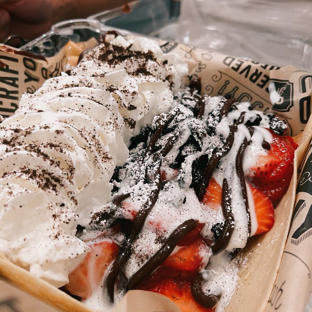 Sweet Bites N Ice - Oreo Crepe - Desserts Near Me - Bakersfield, California Sweet Bites N Ice - Oreo Crepe - Desserts Near Me - Bakersfield, California