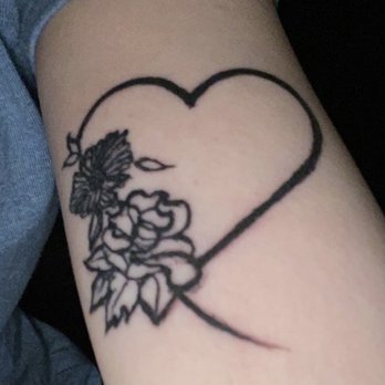 Lucky Duck Tattoos And Piercing - This is how my friends tattoo looked after Nahyla touched it up - Tattoo Near Me - Pasadena, Texas Lucky Duck Tattoos And Piercing - This is how my friends tattoo looked after Nahyla touched it up - Tattoo Near Me - Pasadena, Texas