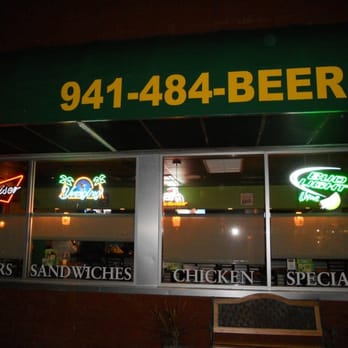 BrewBurgers - Best pit stop for those traveling who like fresh fast food and despise frozen chains... Oh, and  there's cold beer too! - American Near Me - Venice, Florida