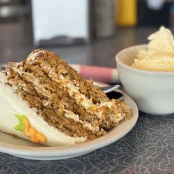 66 Diner - Carrot cake
