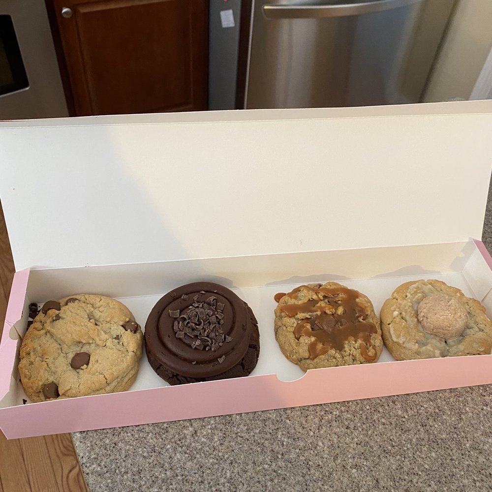 Crumbl - Avon - Chocolate chip, chocolate cake, oatmeal rolo, cinnamon fry cake! - Bakeries Near Me - Avon, Ohio