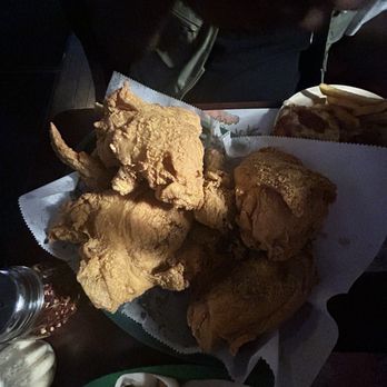 Frankie V's Bar & Grill - Fried chicken - Italian Near Me - Whiting, Indiana